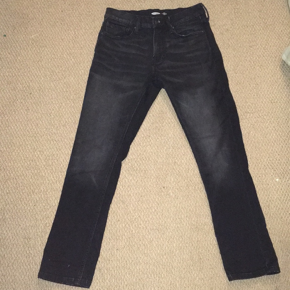 Black Old Navy Lightly Distressed Jeans